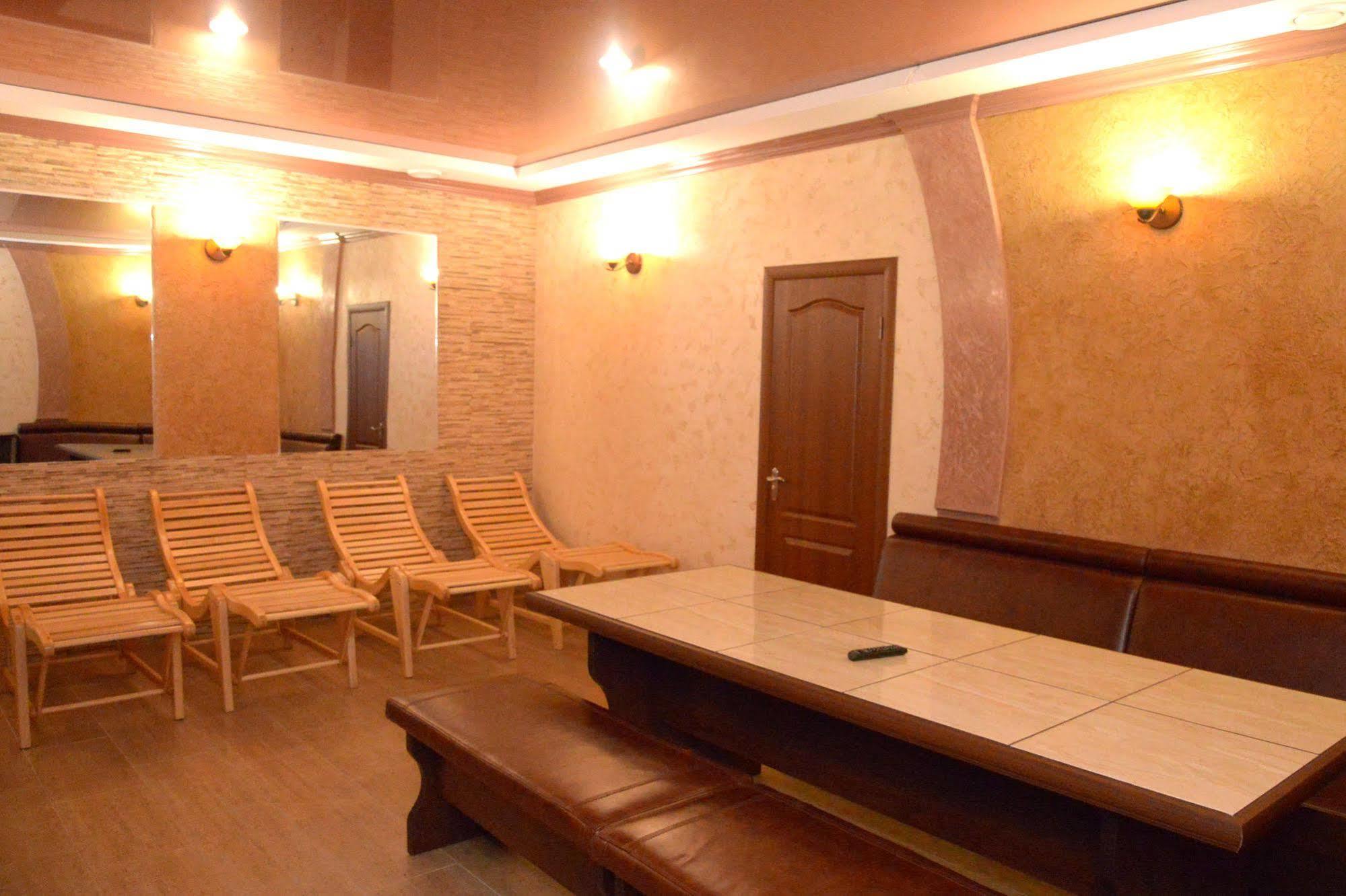 Hotel Fortuna Lviv Eksteriør bilde