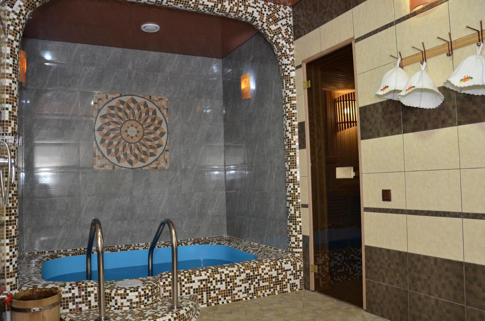 Hotel Fortuna Lviv Eksteriør bilde