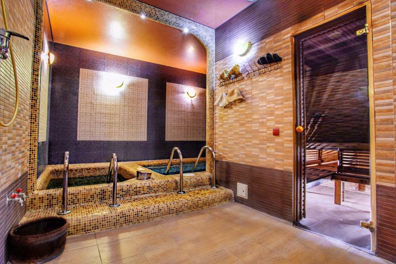 Hotel Fortuna Lviv Eksteriør bilde